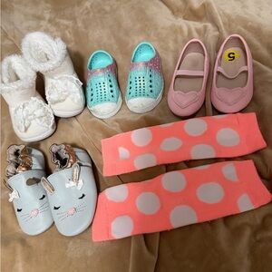 Baby Girl Footwear Shoe Lot and Crawl Socks Set Size 4/5 Native Shoes